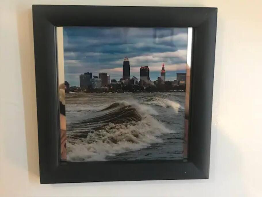 Uber Close To Ohio City, Cleveland Apartment Exterior photo